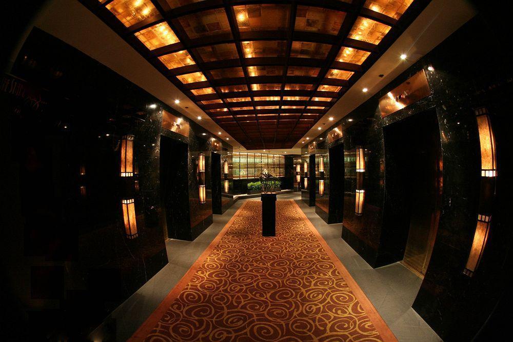 Mandarin Oriental Manila Hotel Makati City Exterior photo